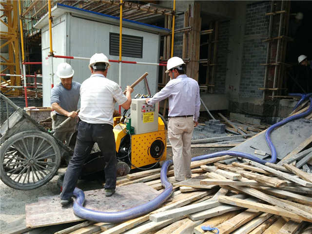 二次構造柱細石泵